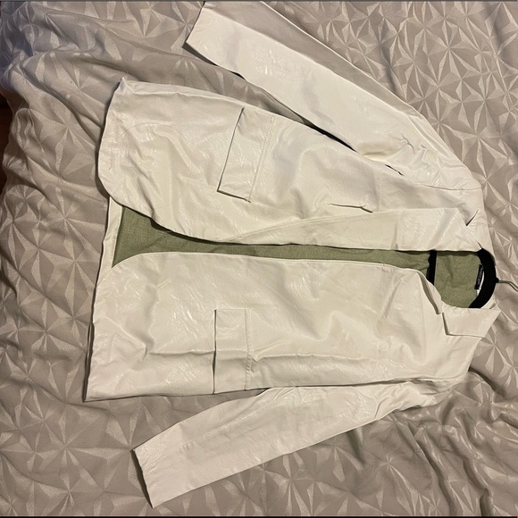 Relaxed faux leather blazer - Picture 3 of 3